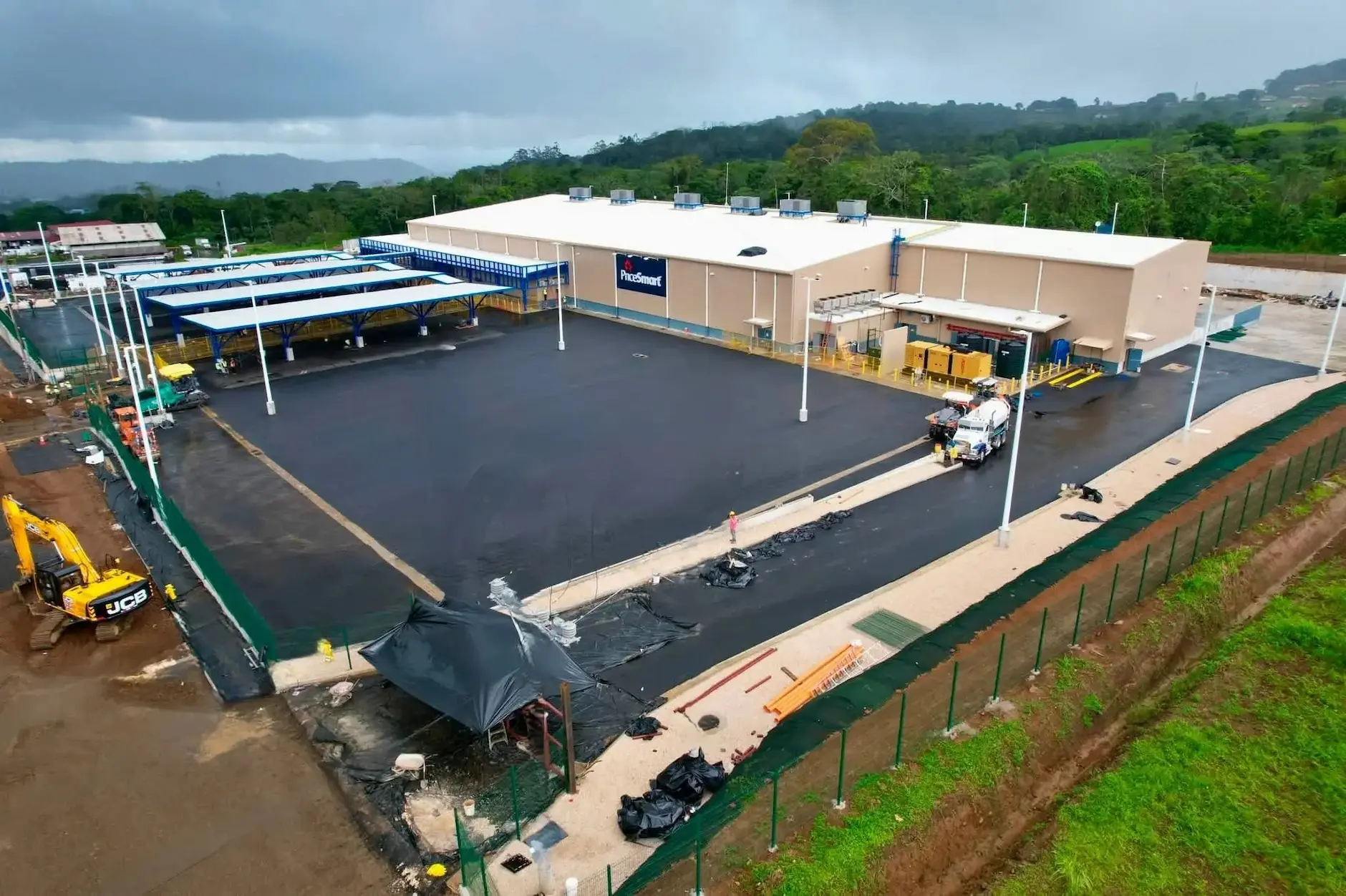 Equipo especializado de construcción civil – Constructora Herrera