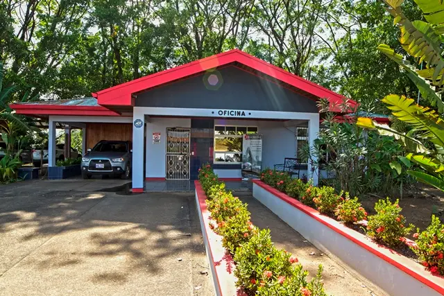 Oficinas del plantel Cutris de Constructora Herrera